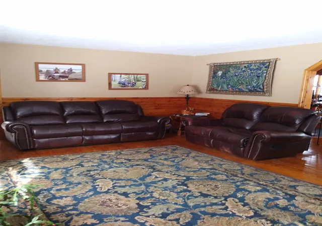 5th image of 1851 Valley Rd, Derby, VT 05830 | MLS# 5096770