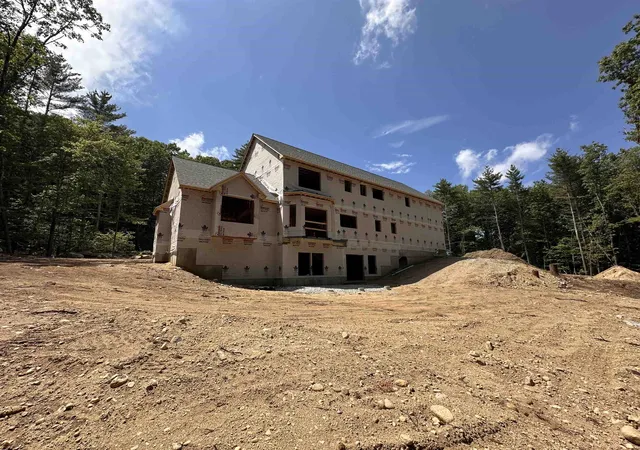 5th image of 22 Ponemah Rd, Amherst, NH 03031 | MLS# 5096780