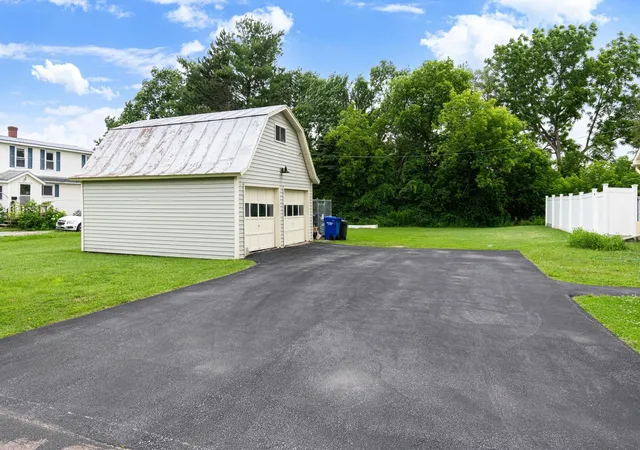 3rd image of 78 Aldis St, St. Albans City, VT 05478 | MLS# 5096800