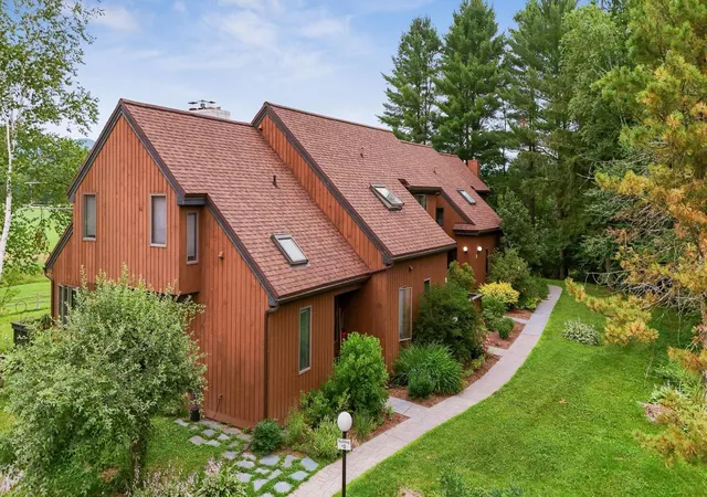 Photo 4 of Townhouse for sale at 8 Wildlife Rd #48, Stowe, VT 05672 | MLS# 5096806 | Listing updated on 2026-10-01
