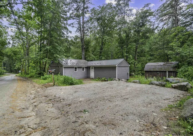 Photo 3 of Single family home for sale at 566 Beard Rd, Hillsborough, NH 03244 | MLS# 5096808 | Listing updated on 2026-07-06