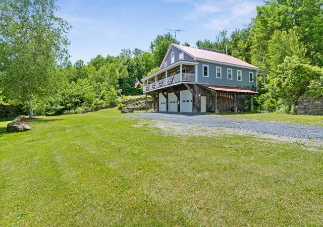 3rd image of 1012 Hallstrom Rd, Northfield, VT 05663 | MLS# 5096810