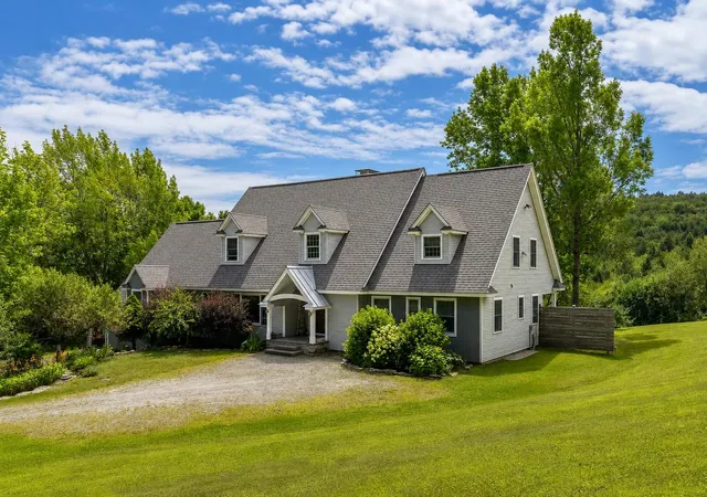 Homes for sale in Dover, VT | 136 Yeaw Rd, Dover, VT 05341 | MLS# 5096823