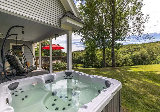 Homes for sale in Dover, VT | 136 Yeaw Rd, Dover, VT 05341 | MLS# 5096823
