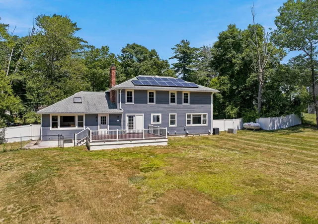 Homes for sale in Windham, NH | 60 Horseshoe Rd, Windham, NH 03087 | MLS# 5096837