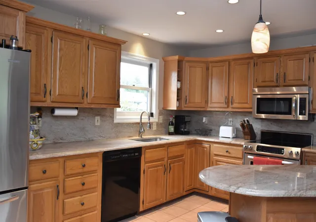 2nd image of 9 Strawberry Ln, Barre Town, VT 05641 | MLS# 5096848