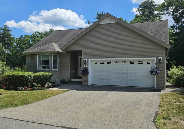 2nd image of 9 Hemlock Dr, Newton, NH 03858 | MLS# 5096852