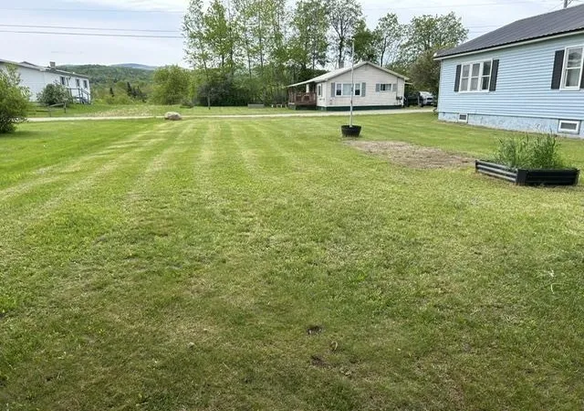 Photo 2 of Single family home for sale at 33 Edwards St, Colebrook, NH 03576 | MLS# 5096867 | Listing updated on 2026-08-27