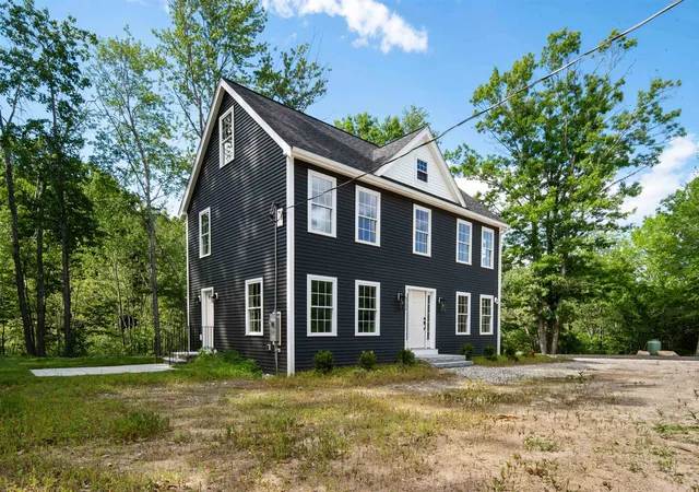 Homes for sale in Chester, NH | 335 Raymond Rd, Chester, NH 03036 | MLS# 5096868