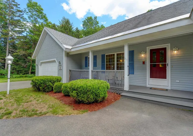 2nd image of 407 Dandiview Rd, Conway, NH 03860 | MLS# 5096872