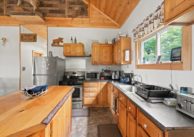 5th image of 1882 Woodchuck Hollow Rd, Washington, VT 05675 | MLS# 5096877