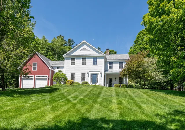 Homes for sale in Manchester, VT | 777 Mccooey Dr, Manchester, VT 05255 | MLS# 5096878