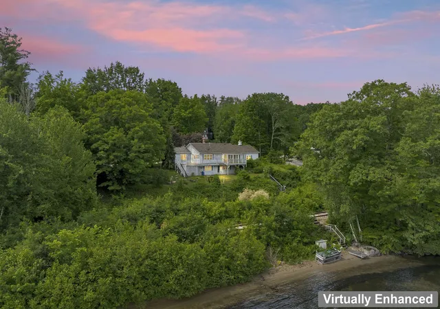 Homes for sale in Meredith, NH | 105 Waukewan St, Meredith, NH 03253 | MLS# 5096884