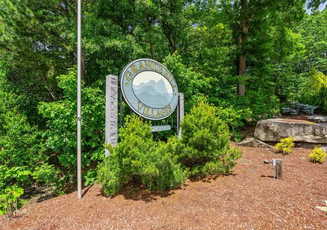 Homes for sale in Hooksett, NH | 1465 Hooksett Rd #47, Hooksett, NH 03106 | MLS# 5096887
