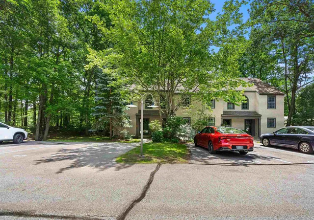 Homes for sale in Hooksett, NH | 1465 Hooksett Rd #47, Hooksett, NH 03106 | MLS# 5096887