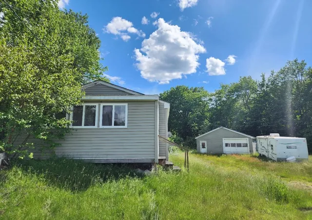Homes for sale in Errol, NH | 24 Braggs Bay Rd, Errol, NH 03579 | MLS# 5096903
