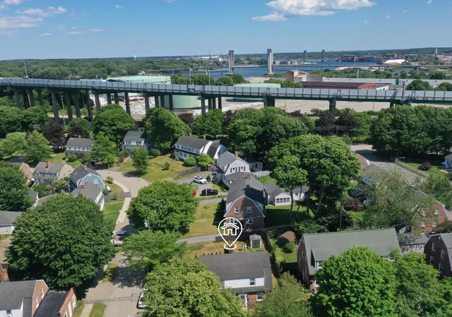 3rd image of 648 Kearsarge Wy, Portsmouth, NH 03801 | MLS# 5096923