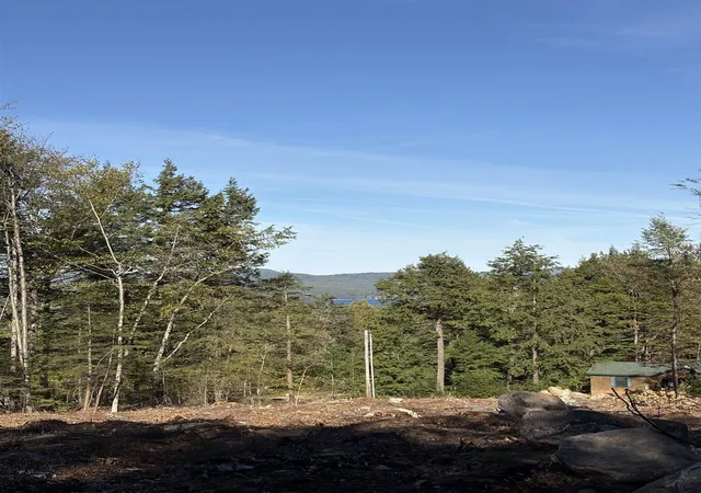 4th image of 27 Sugarloaf Dr, Ossipee, NH 03814 | MLS# 5096940