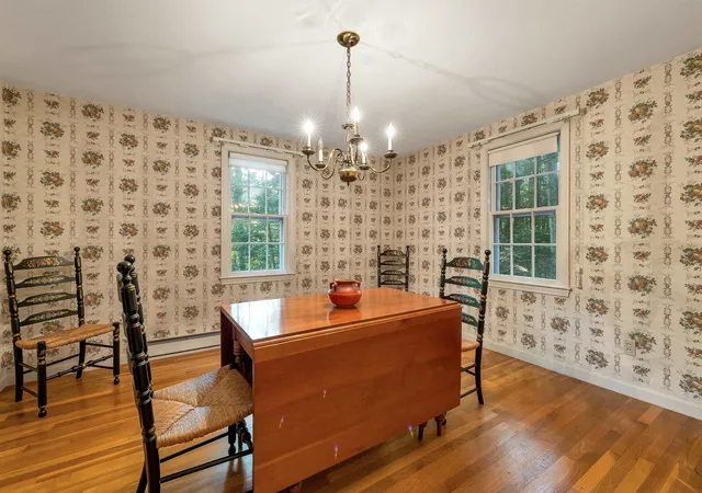 3rd image of 28 Manchester Rd, Amherst, NH 03031 | MLS# 5096941