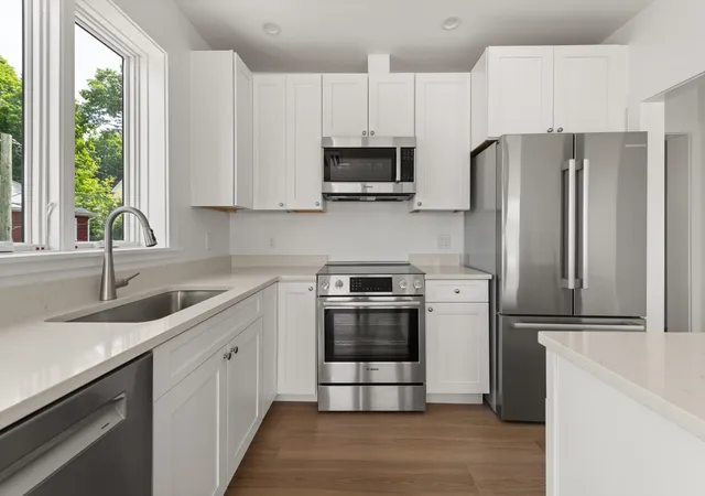 Photo 4 of Condo for sale at 903 Union Ave #400, Laconia, NH 03246 | MLS# 5096949 | Listing updated on 2026-07-30