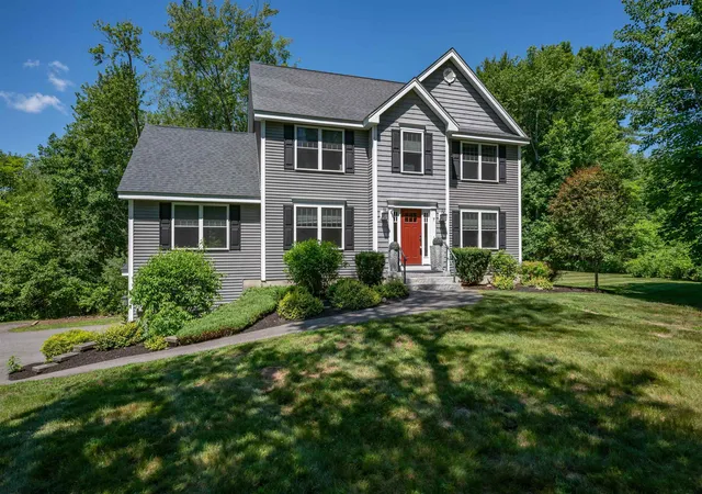 2nd image of 7 N Salem Rd, Hampstead, NH 03841 | MLS# 5096951