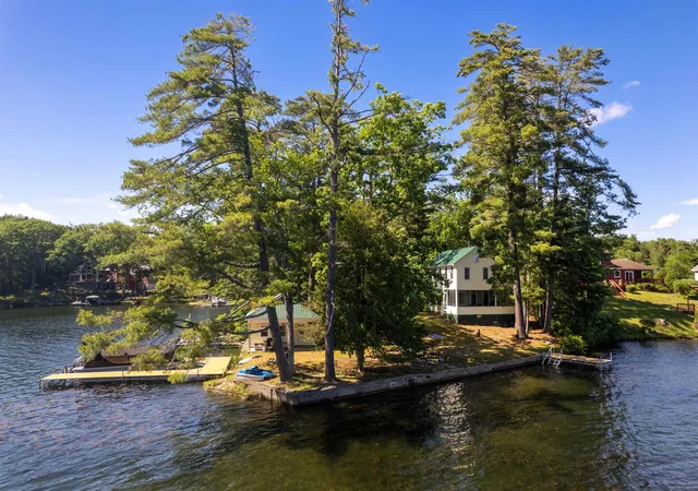 Homes for sale in Castleton, VT | 48 Acorn Lodge Rd, Castleton, VT 05735 | MLS# 5096953