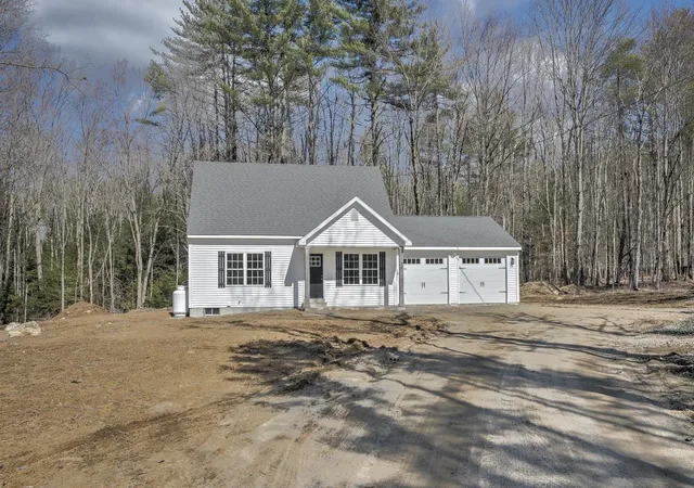2nd image of 11 Asheley Ave #6, Hinsdale, NH 03451 | MLS# 5096960