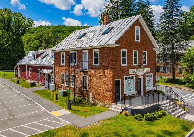 2nd image of 2706 East Woodstock Rd, Woodstock, VT 05091 | MLS# 5096963