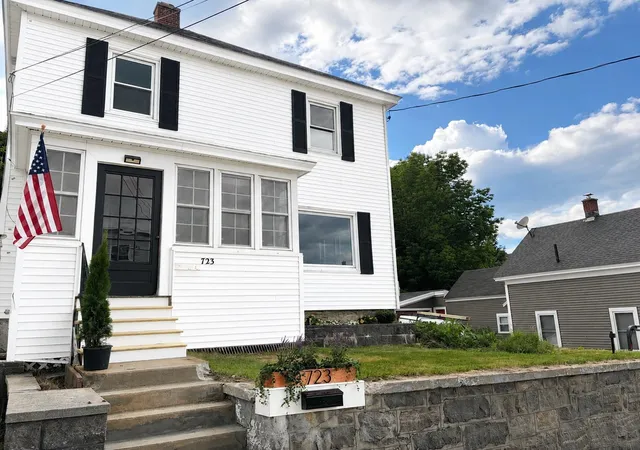 Homes for sale in Berlin, NH | 723 Third Ave, Berlin, NH 03570 | MLS# 5096968