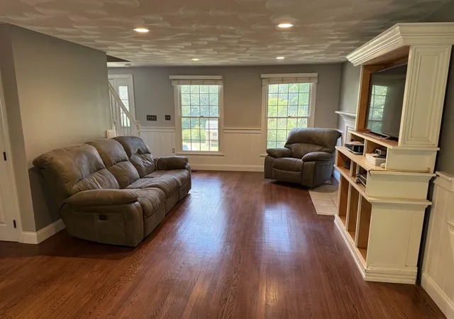 Homes for sale in Amesbury, MA | 13 N Martin Rd, Amesbury, MA 01913 | MLS# 5096970