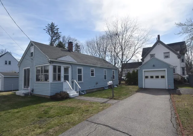 Homes for sale in Rochester, NH | 35 Olde Farm Ln, Rochester, NH 03867 | MLS# 5096993
