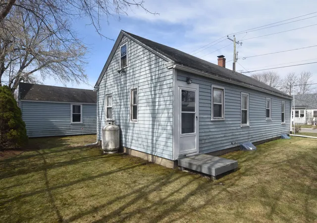 Homes for sale in Rochester, NH | 35 Olde Farm Ln, Rochester, NH 03867 | MLS# 5096993