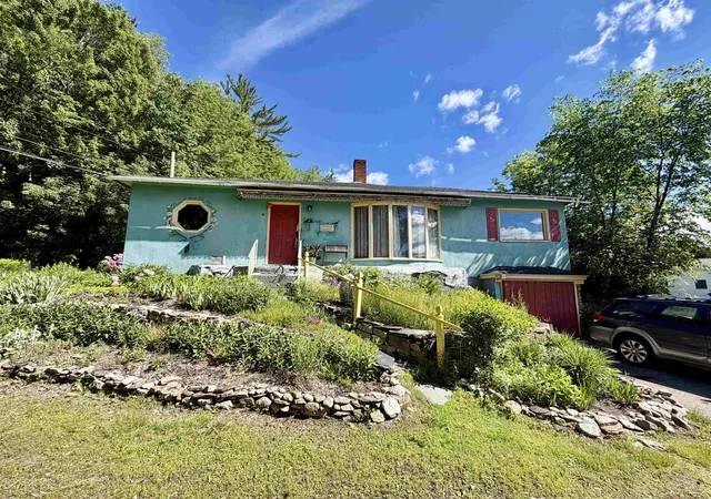 Homes for sale in Berlin, NH | 12 11th St, Berlin, NH 03570 | MLS# 5097002