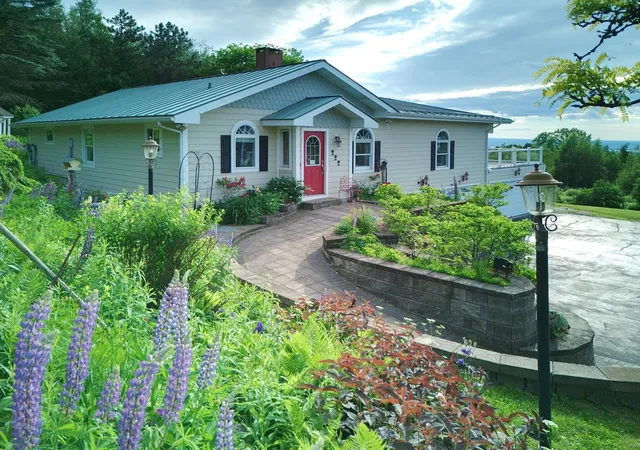 1st image of 222 Fairfield Hill Rd, Saint Albans, VT 05478 | MLS# 5097013