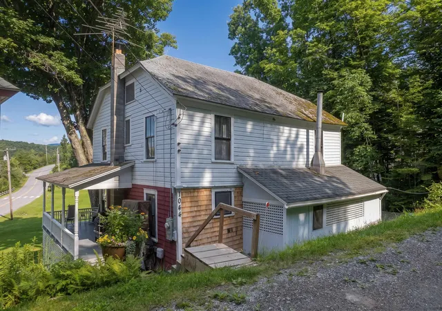 2nd image of 1044 Point Of Pines Rd, Castleton, VT 05735 | MLS# 5097021