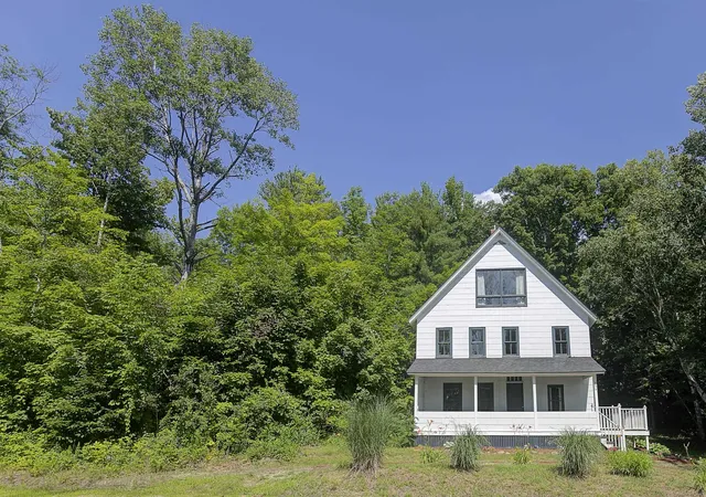 2nd image of 234 New Hampshire Route 16a Ave, Bartlett, NH 03845 | MLS# 5097022