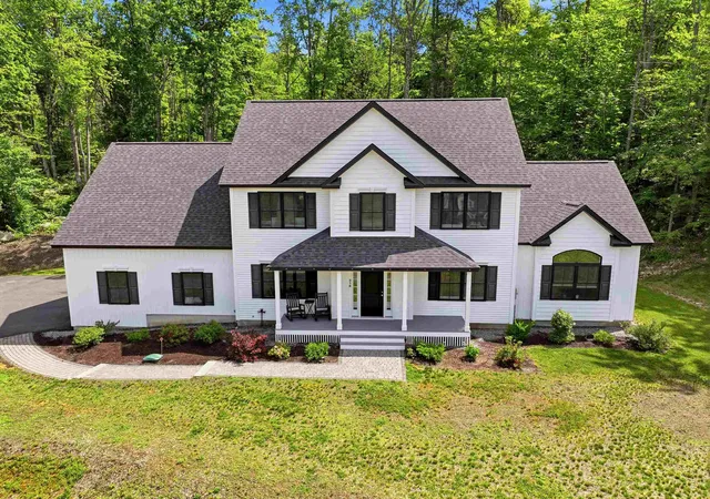 3rd image of 316 Montelona Rd, Goffstown, NH 03045 | MLS# 5097023