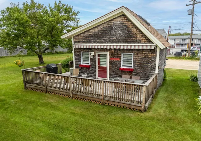 Homes for sale in Hampton, NH | 66 Kings Hwy #14, Hampton, NH 03842 | MLS# 5097026