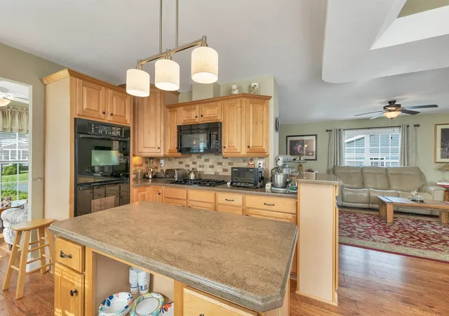 4th image of 2 Goldenrod Wy, North Hampton, NH 03862 | MLS# 5097027