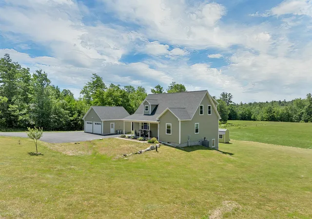 Photo 1 of Single family home for sale at 72 Perkins Hl Rd, East Wakefield, NH 03830 | MLS# 5097047 | Listing updated on 2026-07-20