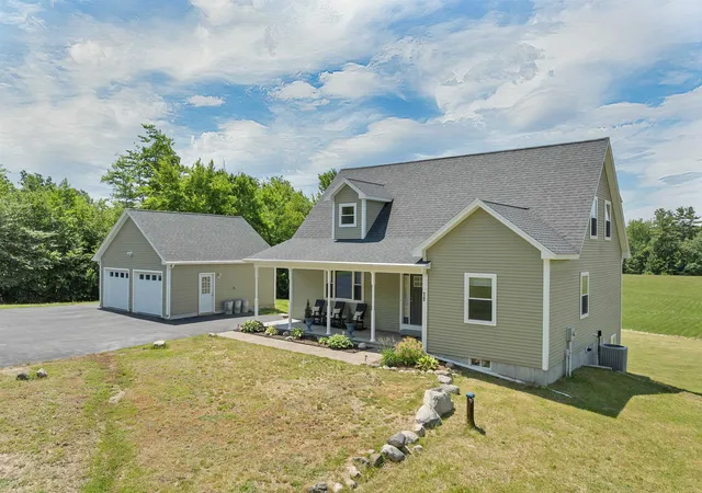 Photo 2 of Single family home for sale at 72 Perkins Hl Rd, East Wakefield, NH 03830 | MLS# 5097047 | Listing updated on 2026-07-20