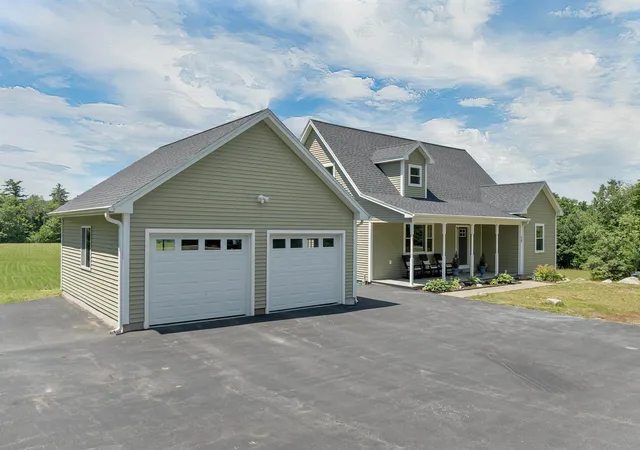 Photo 3 of Single family home for sale at 72 Perkins Hl Rd, East Wakefield, NH 03830 | MLS# 5097047 | Listing updated on 2026-07-20