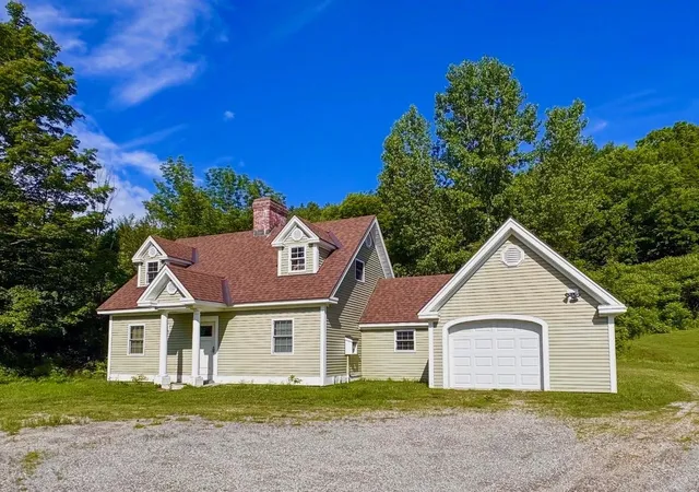 Homes for sale in Dorset, VT | 111 Harmony Ln, Dorset, VT 05255 | MLS# 5097062