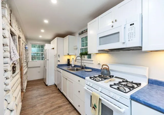 4th image of 9 Highland Ct, Fitzwilliam, NH 03447 | MLS# 5097079