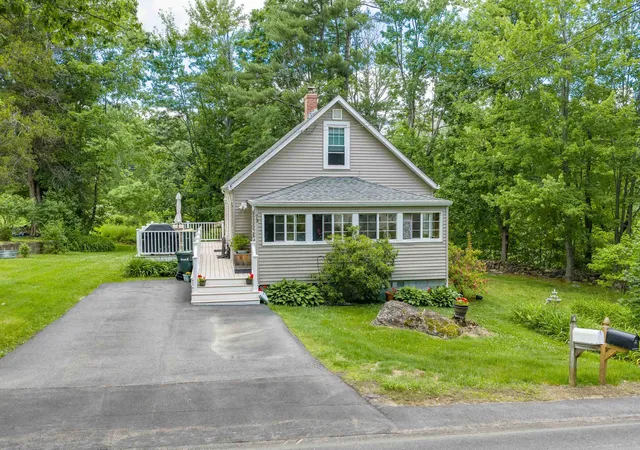 Photo 2 of Single family home for sale at 73 Old Prescott Hill Rd, Laconia, NH 03246 | MLS# 5097087 | Listing updated on 2026-07-08