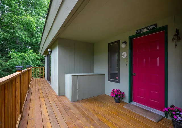 Homes for sale in Winhall, VT | 12 Stratton Ridge Rd, Winhall, VT 05340 | MLS# 5097091