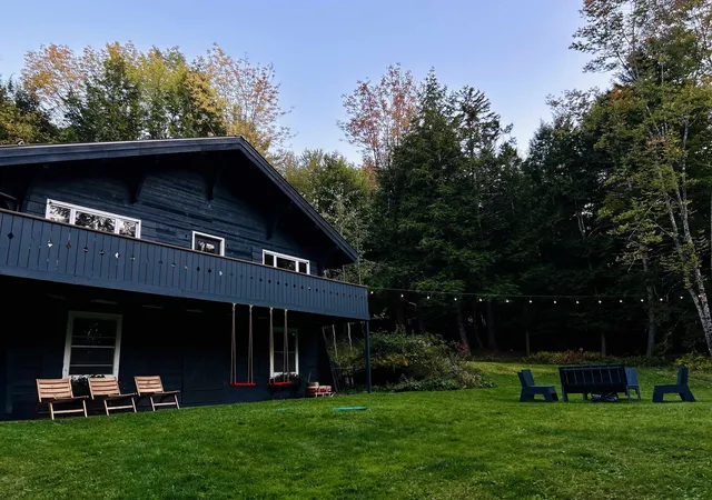 3rd image of 528 Pinnacle Rd, Stowe, VT 05672 | MLS# 5097095