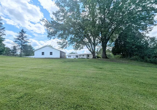 3rd image of 264 Breezy Hill Rd, Saint Johnsbury, VT 05819 | MLS# 5097113