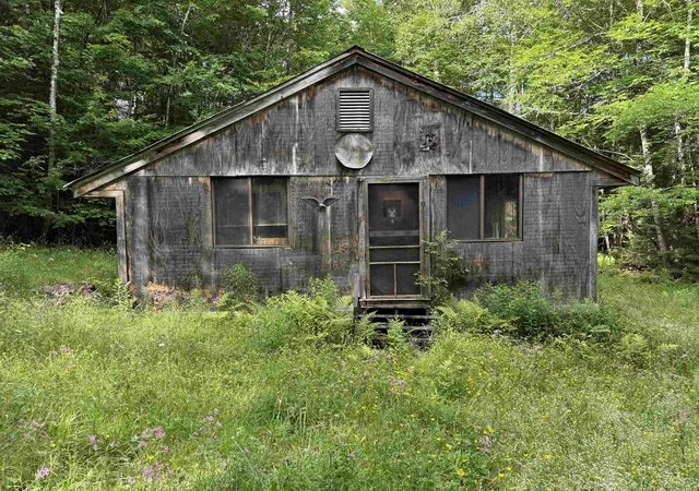 Photo 3 of Single family home for sale at 5423 Old County   South Rd, Waterford, VT 05819 | MLS# 5097138 | Listing updated on 2026-07-07