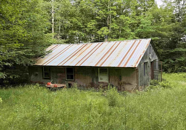 Photo 3 of Single family home for sale at 5423 Old County - South Rd, Waterford, VT 05819 | MLS# 5097138 | Listing updated on 2026-07-07
